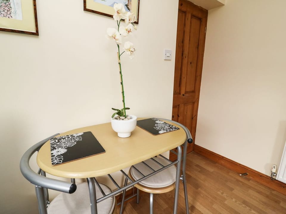 Blaenywawr Annexe