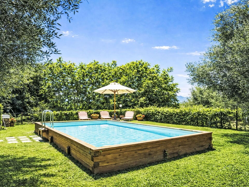 Swimming Pool, Wood, Garden, Leisure, Outdoor Furniture, Shade, Backyard, Eco Hotel, Resort, Lawn