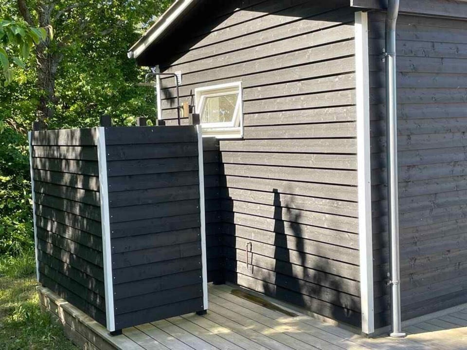 House | Property grounds