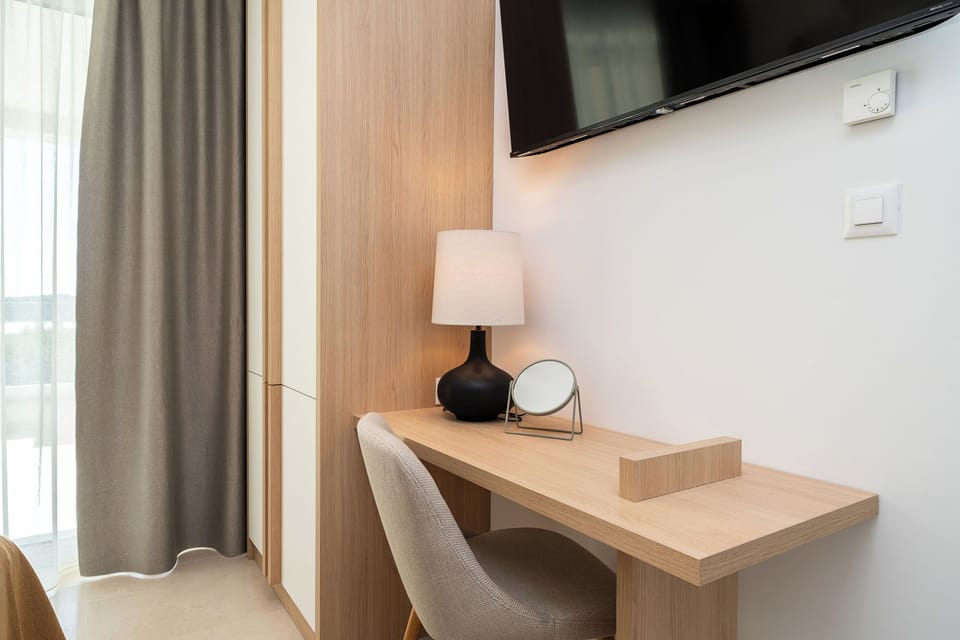 Villa | In-room safe, iron/ironing board, WiFi (free)