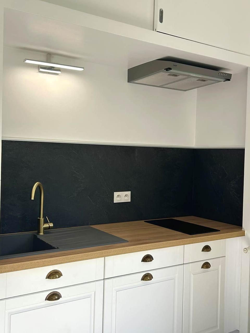 Kitchenette équipée