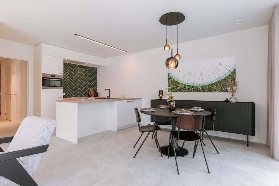 Beautiful move-in ready kitchen