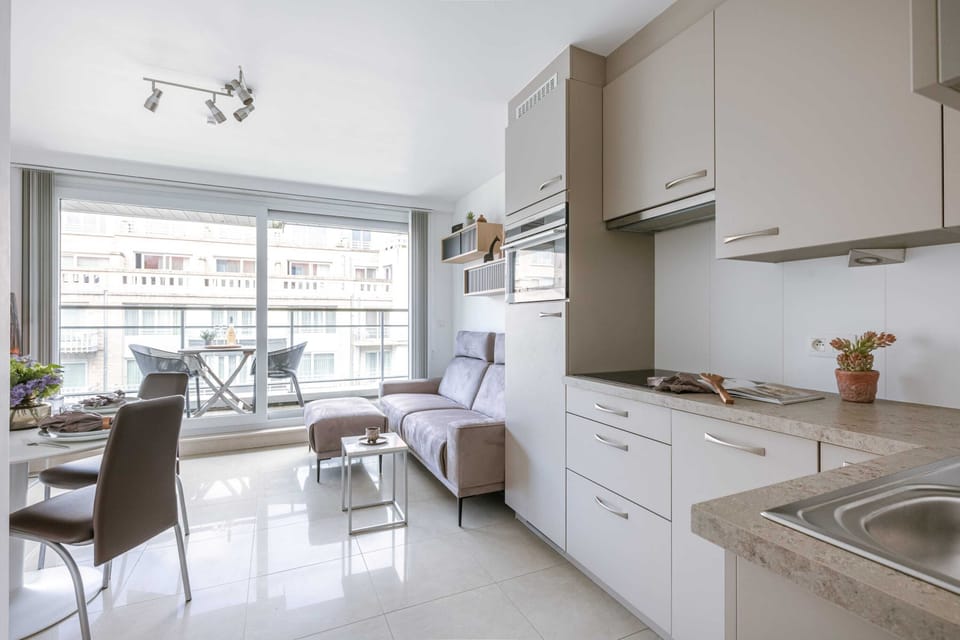 Open kitchen