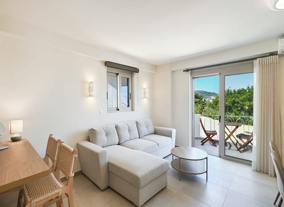 Superior Duplex, Sea View | Living area