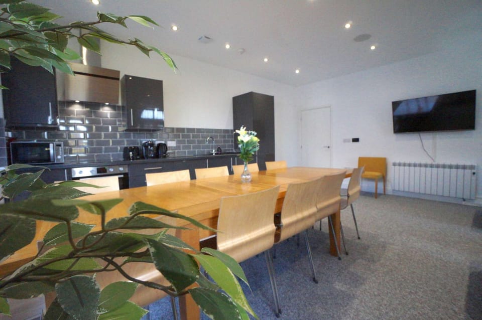 Dinning table