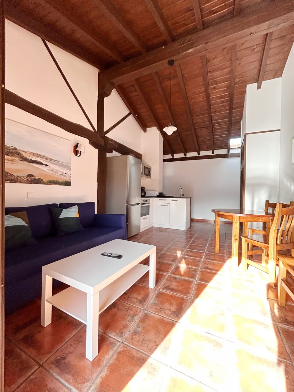 Apartment, 2 Bedrooms | Living area