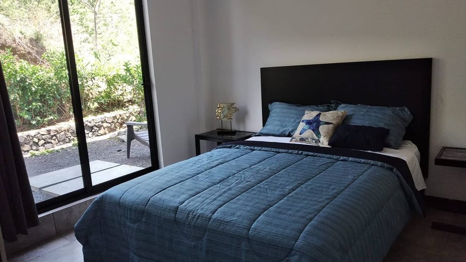 House, 2 Bedrooms, Balcony | 2 bedrooms
