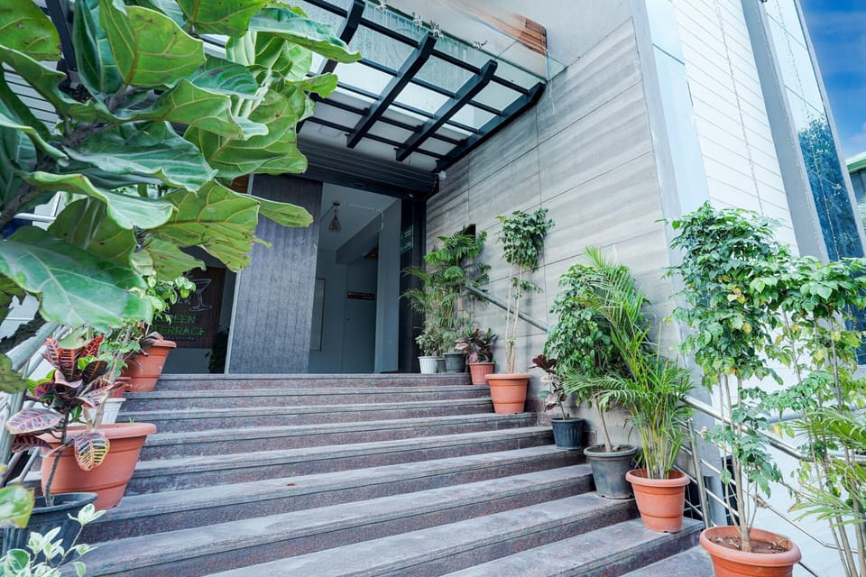 House | Reception