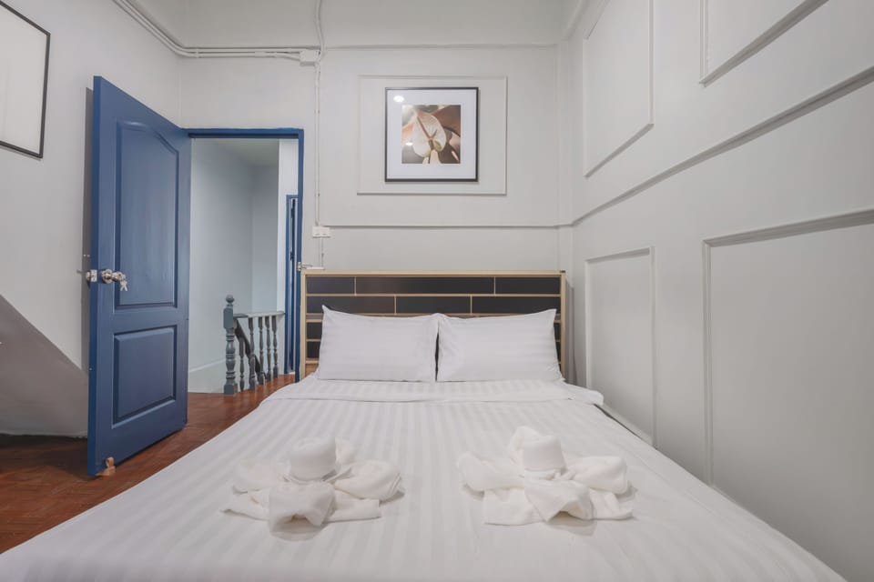 Comfort Room, Garden View | Free WiFi