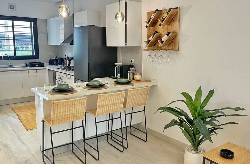 Apartment, 2 Bedrooms, Smoking | Private kitchen