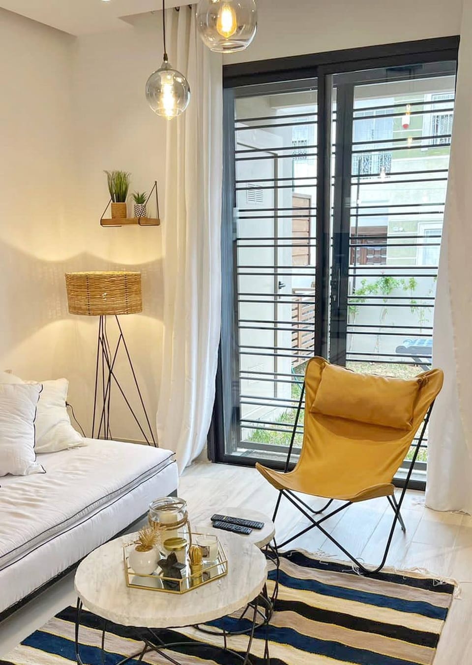 Apartment, 2 Bedrooms, Smoking | Living area