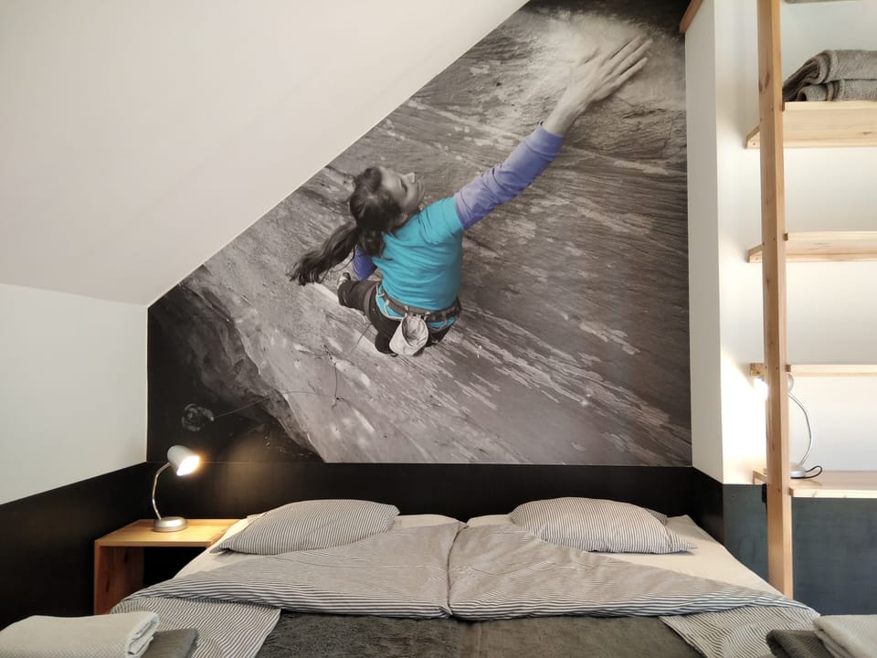 Double Room, Balcony, Garden View | Iron/ironing board (on request), WiFi (free)