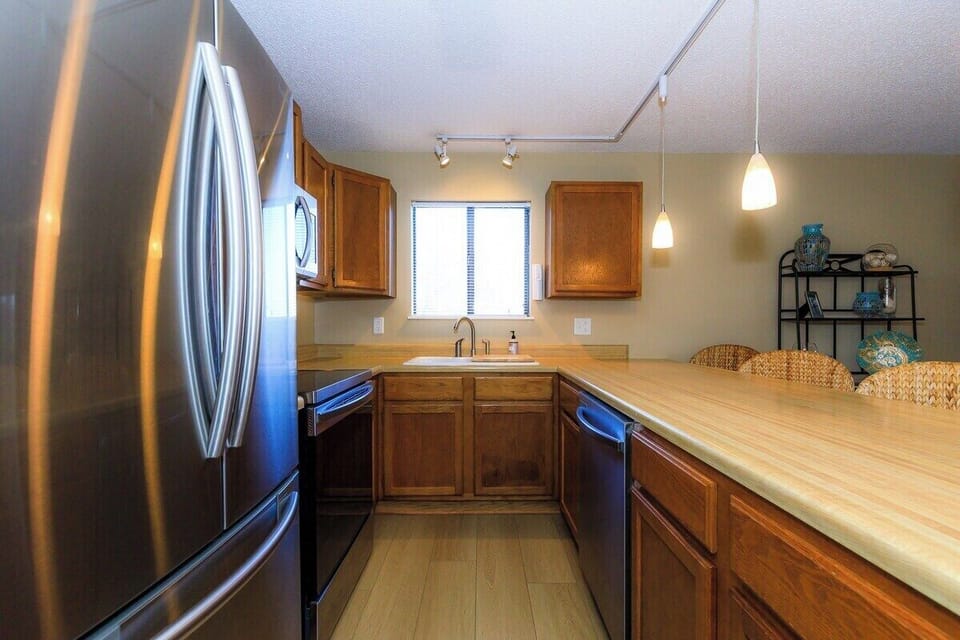 Villa, Multiple Beds, Patio, Pool View (237 SWS Dr 2A) | Private kitchen