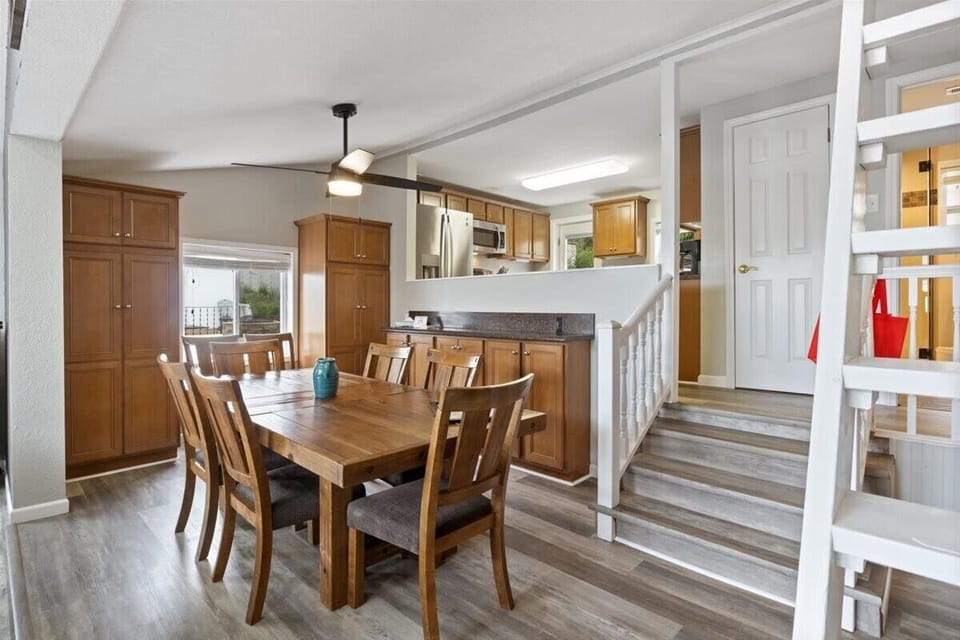 House, Multiple Beds, Patio (30826 Windy Lane) | 4 bedrooms, individually decorated, individually furnished, bed sheets