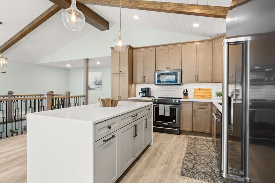 House, Multiple Beds, Pool Access, Pool View (637 Shawnee Four) | Private kitchen