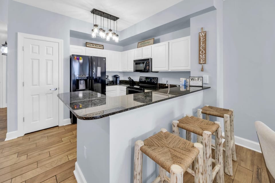Condo, Multiple Beds (Sunrise Beach #1010) | Private kitchen
