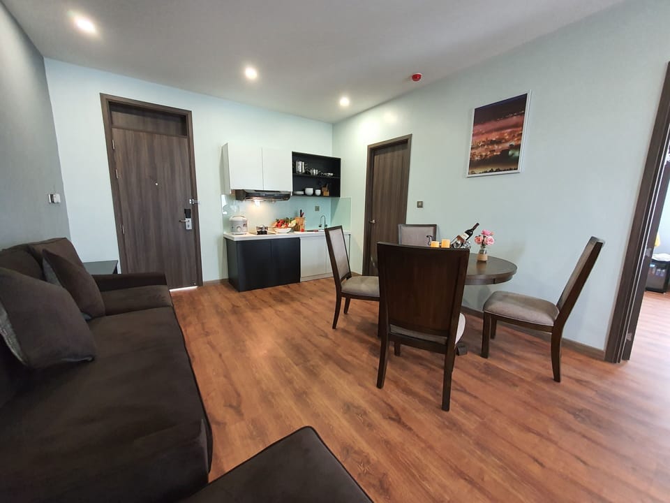 Studio Suite Super King and Bunk Bed, Balcony, Garden View | Private kitchen | Fridge, highchair