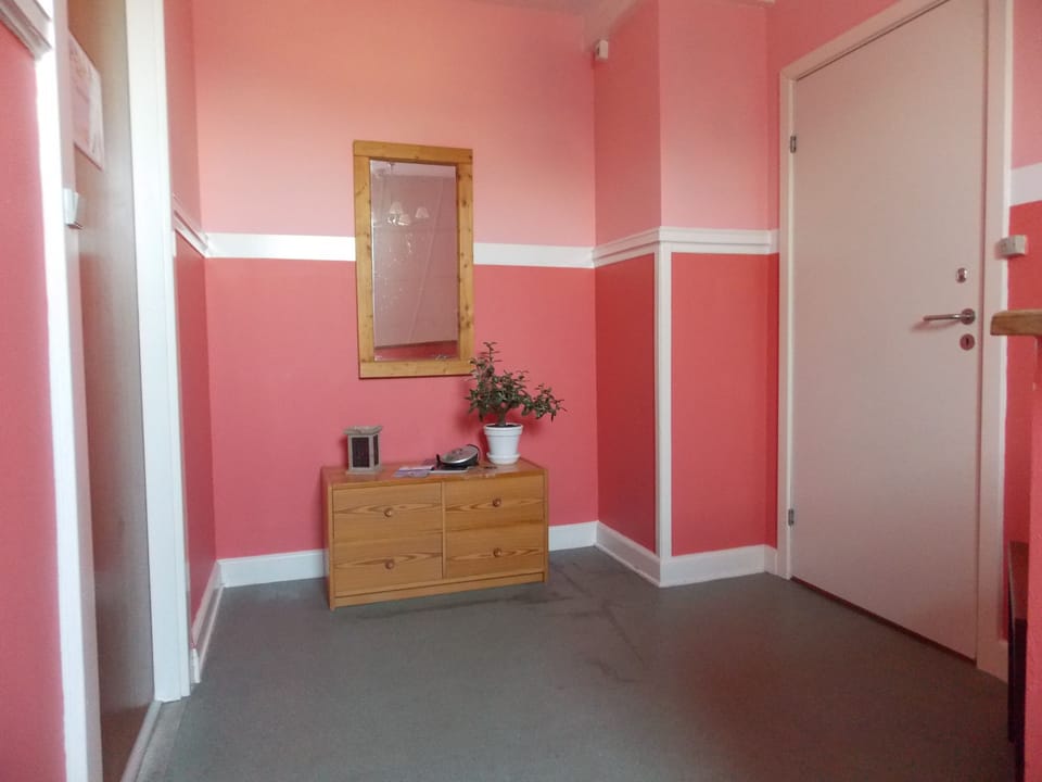 Apartment, 2 Bedrooms | WiFi (free), bed sheets