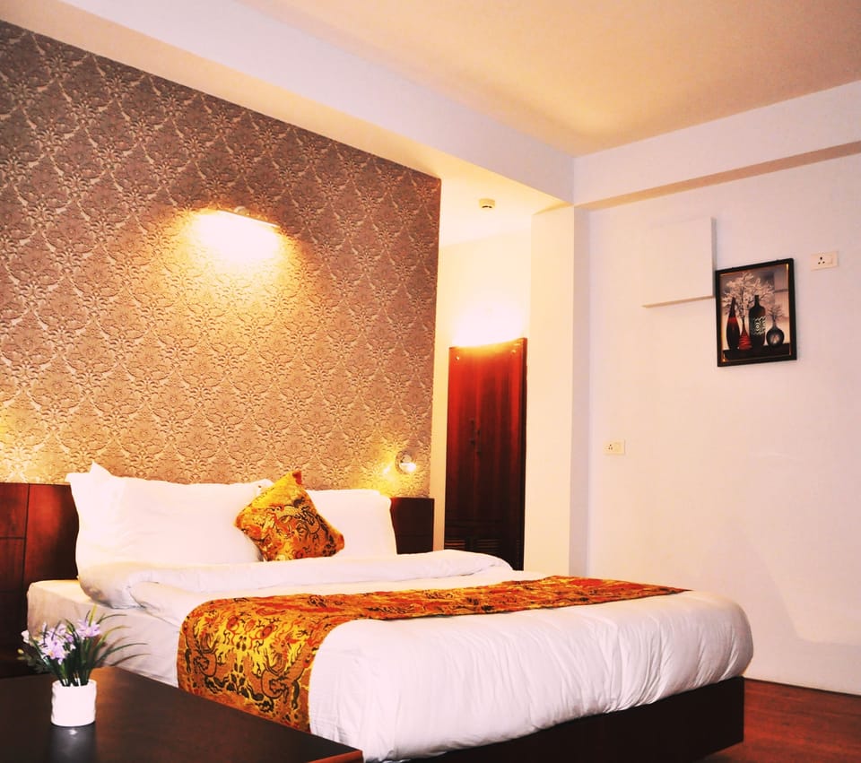 Standard Room | Premium bedding, down comforters, desk, soundproofing