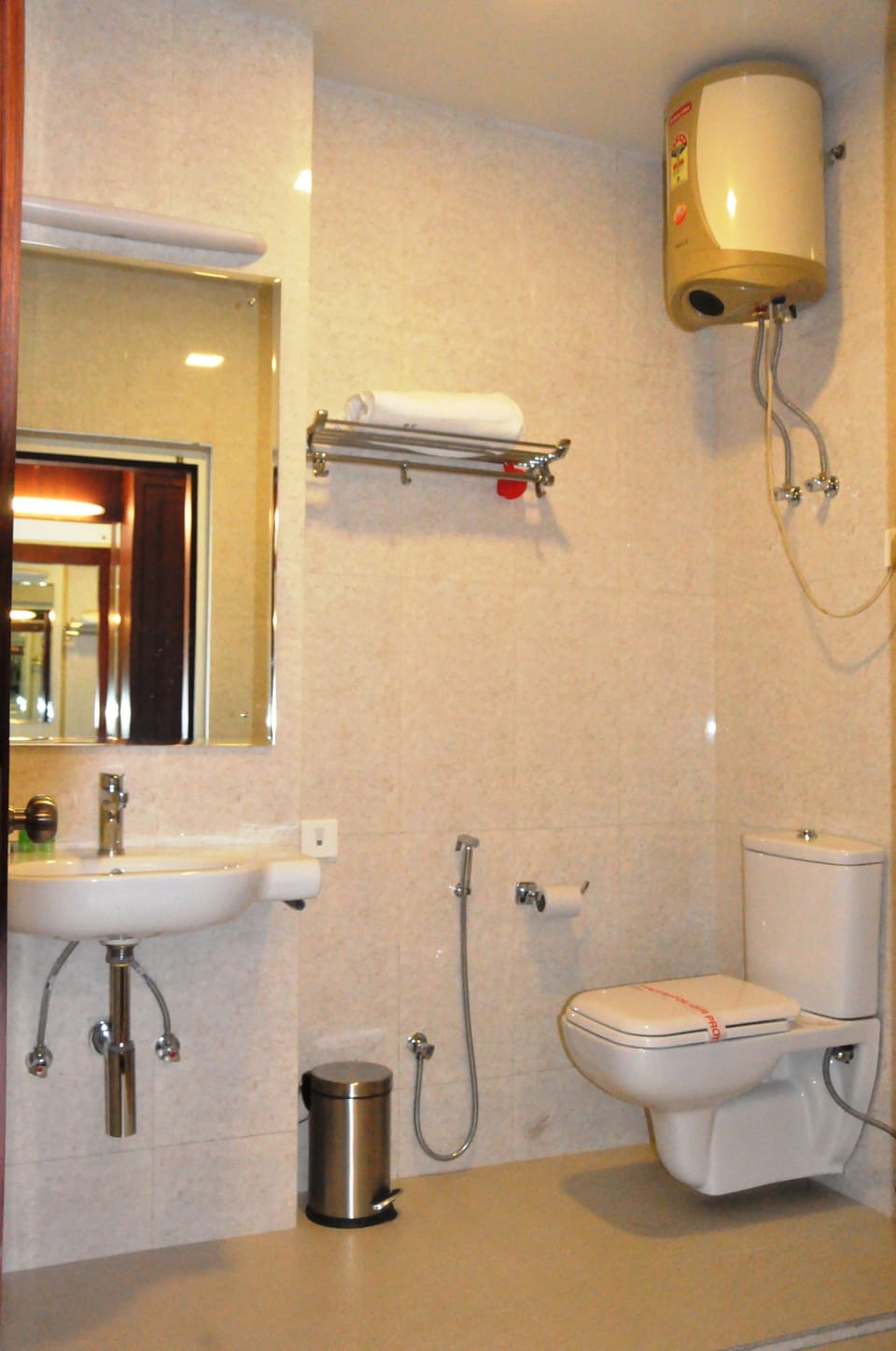 Free toiletries, hair dryer (on request), slippers, bidet