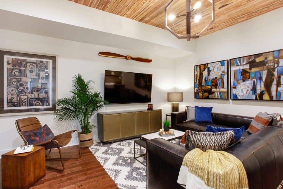 Open Concept Living Room | XL Flat Screen TV | Central Common Area