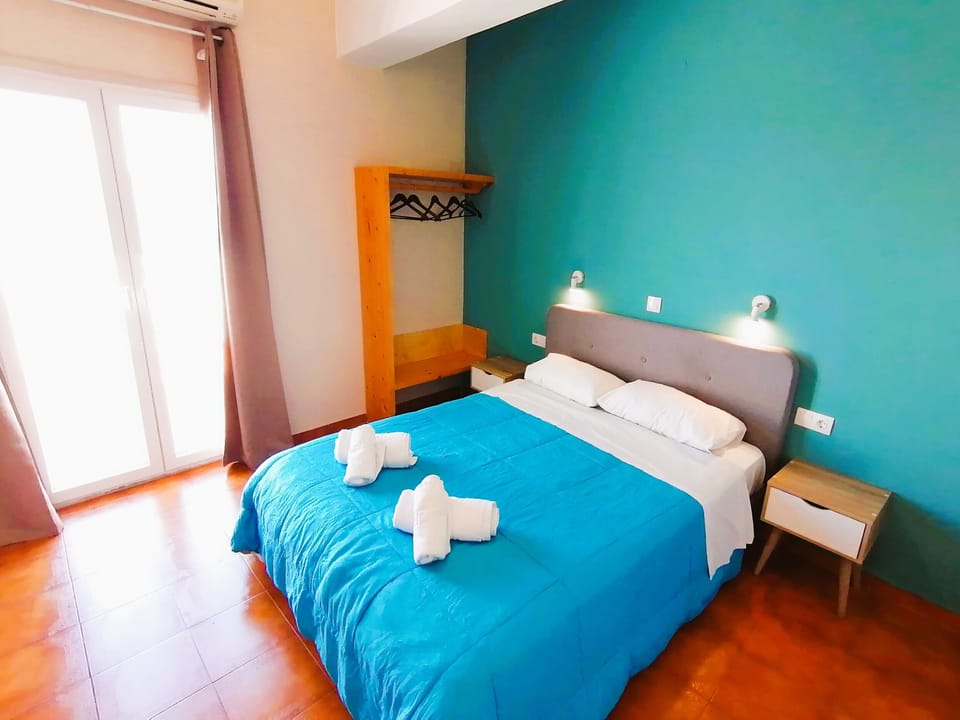 Superior Double Room, 1 Double Bed, Sea View | Desk, free WiFi, bed sheets