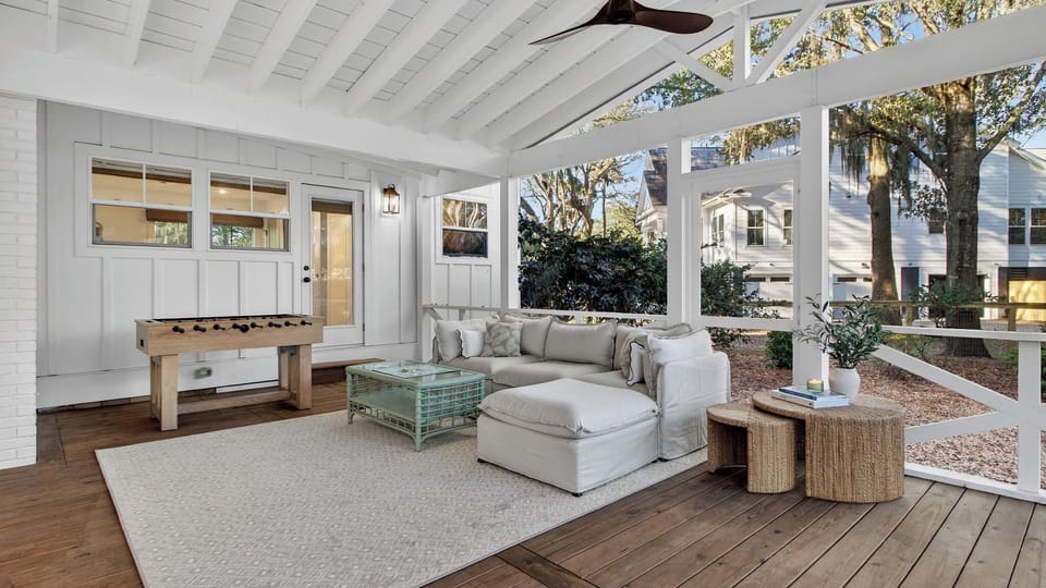 House (5 Bedrooms) | Interior