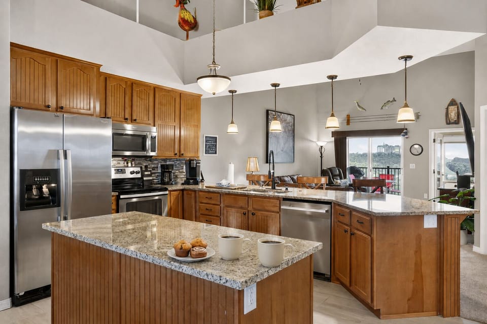 Full Kitchen