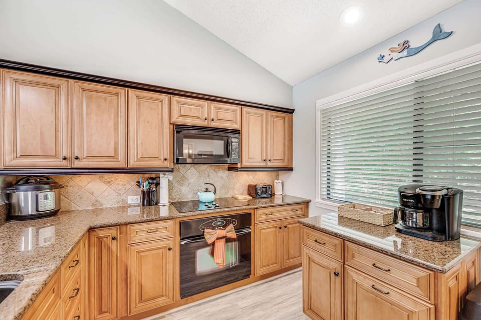 Fully Equipped Kitchen for Your Stay
