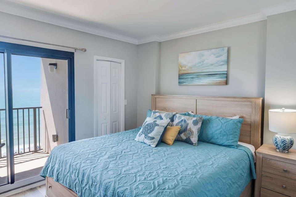 2nd California King bedroom with an ocean view and private balcony
