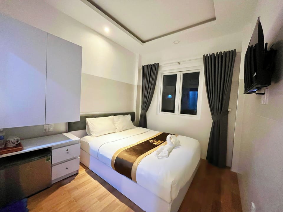 Superior Double Room | Desk, free WiFi