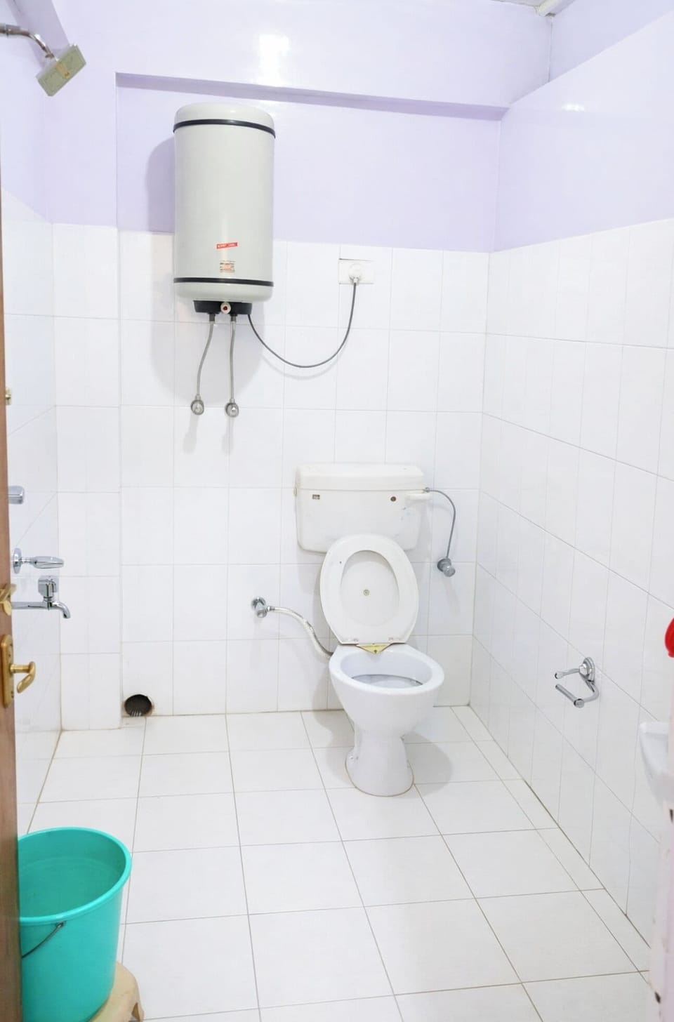 Shower, rainfall showerhead, slippers, bidet