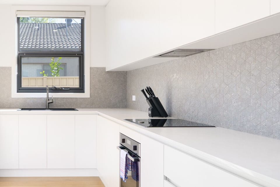A warm and welcoming dining area with garden views, perfect for long, relaxed meals.
