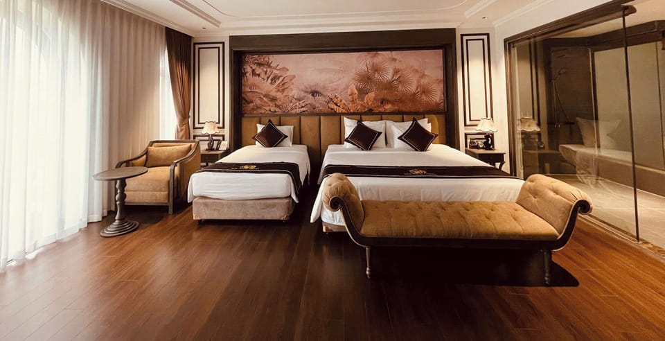 Family Room | Premium bedding, in-room safe, desk, laptop workspace