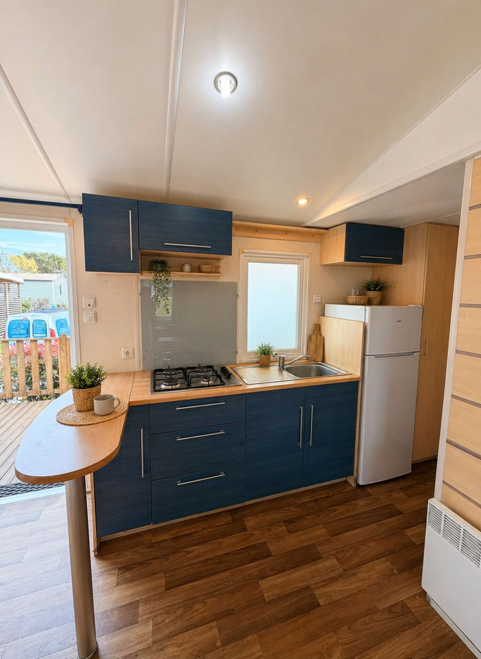 Because holidays should never be complicated.
Equipped kitchenette — Sandilou