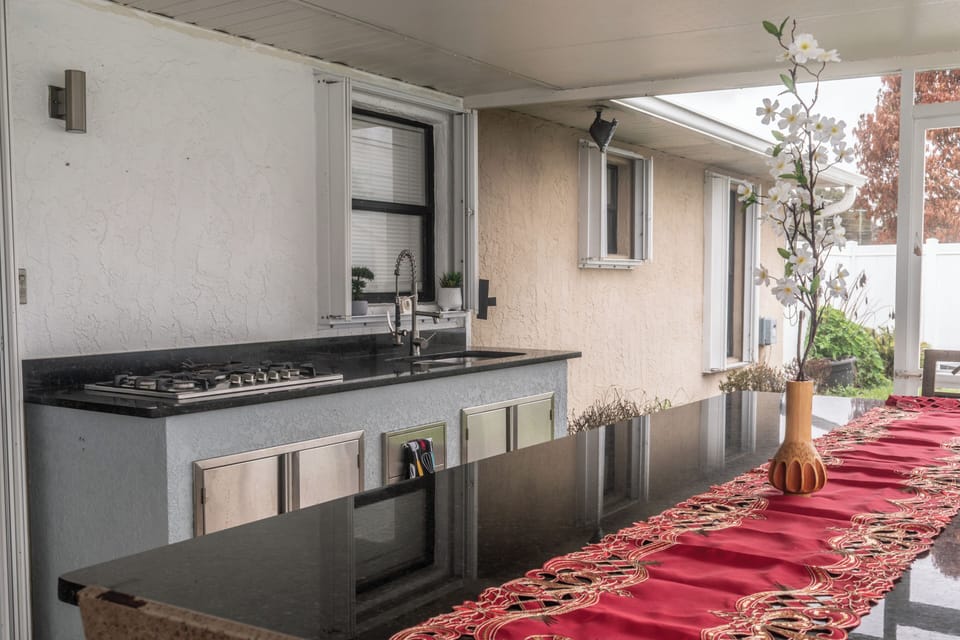 House, 3 Bedrooms, Private Pool, Garden View | Private kitchen