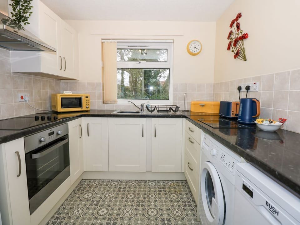 8 Royal Chalet Park
