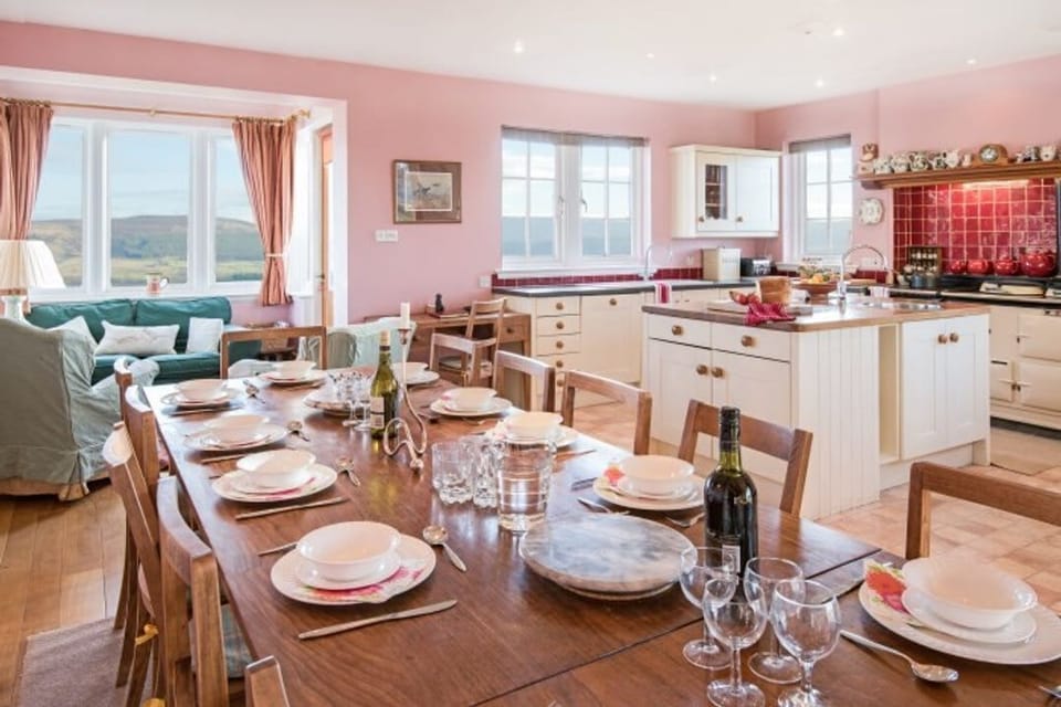 Clashindeugle Farmhouse & Annex