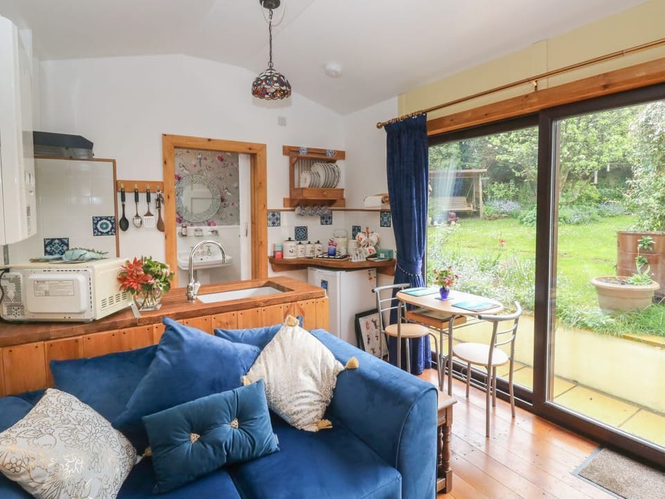 Turnpike Lodge