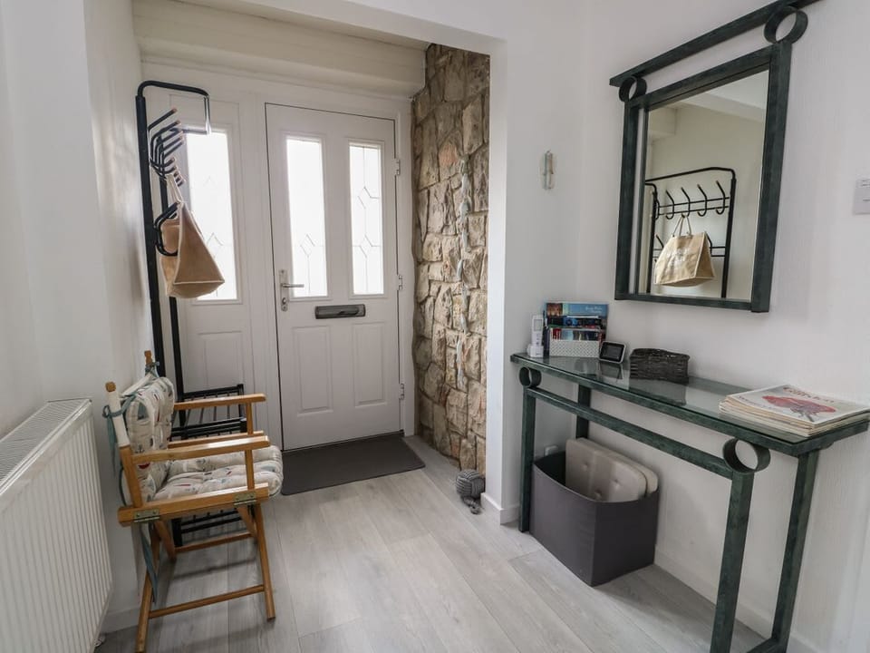 Benllech Bay Cottage