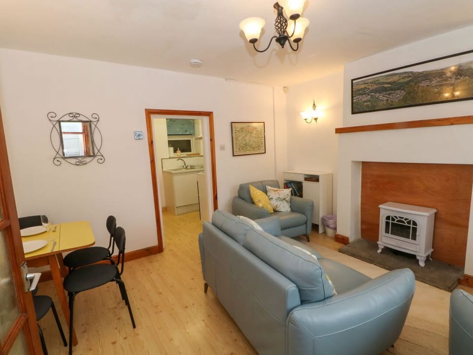 Holme Cottage