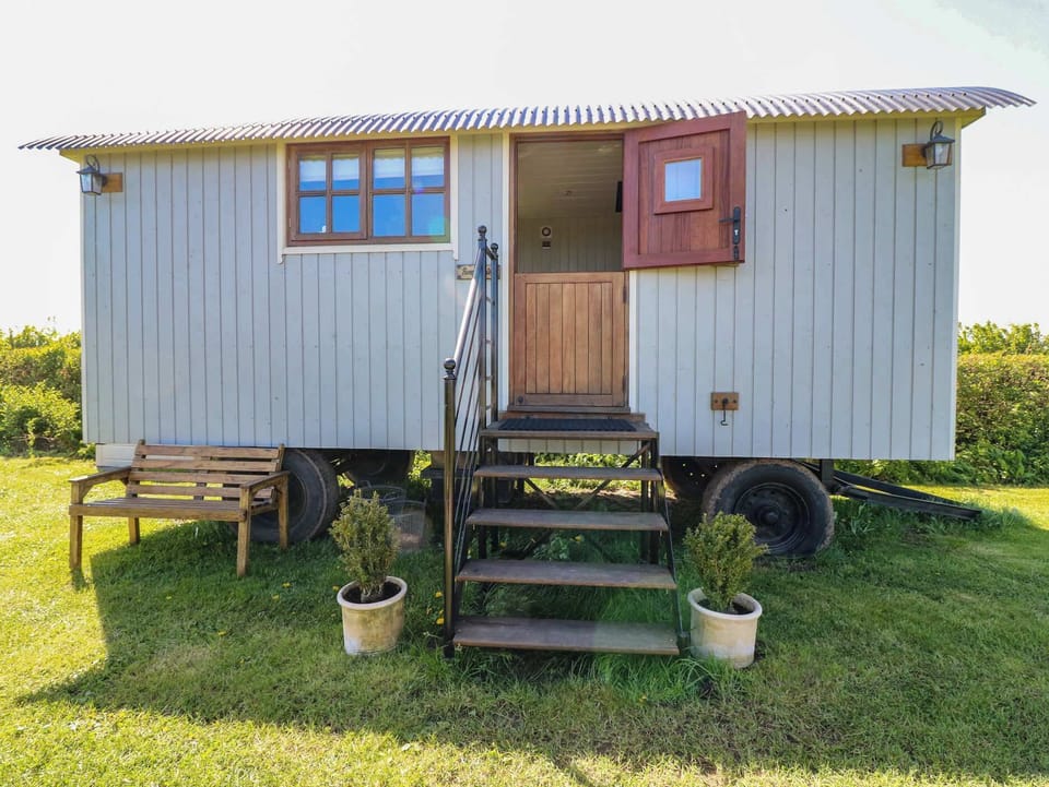 Sweet Caroline Shepherd’s Hut