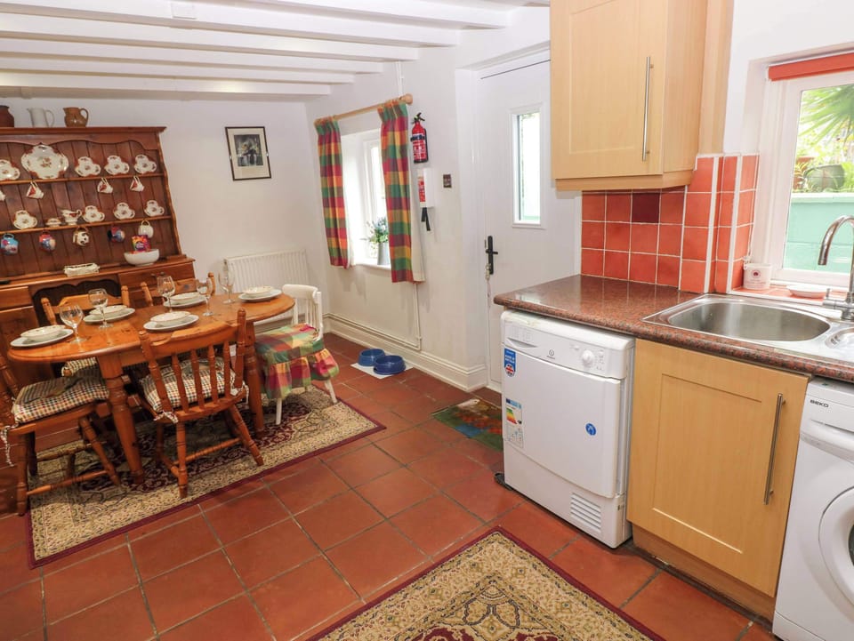 Milk Wood Cottage