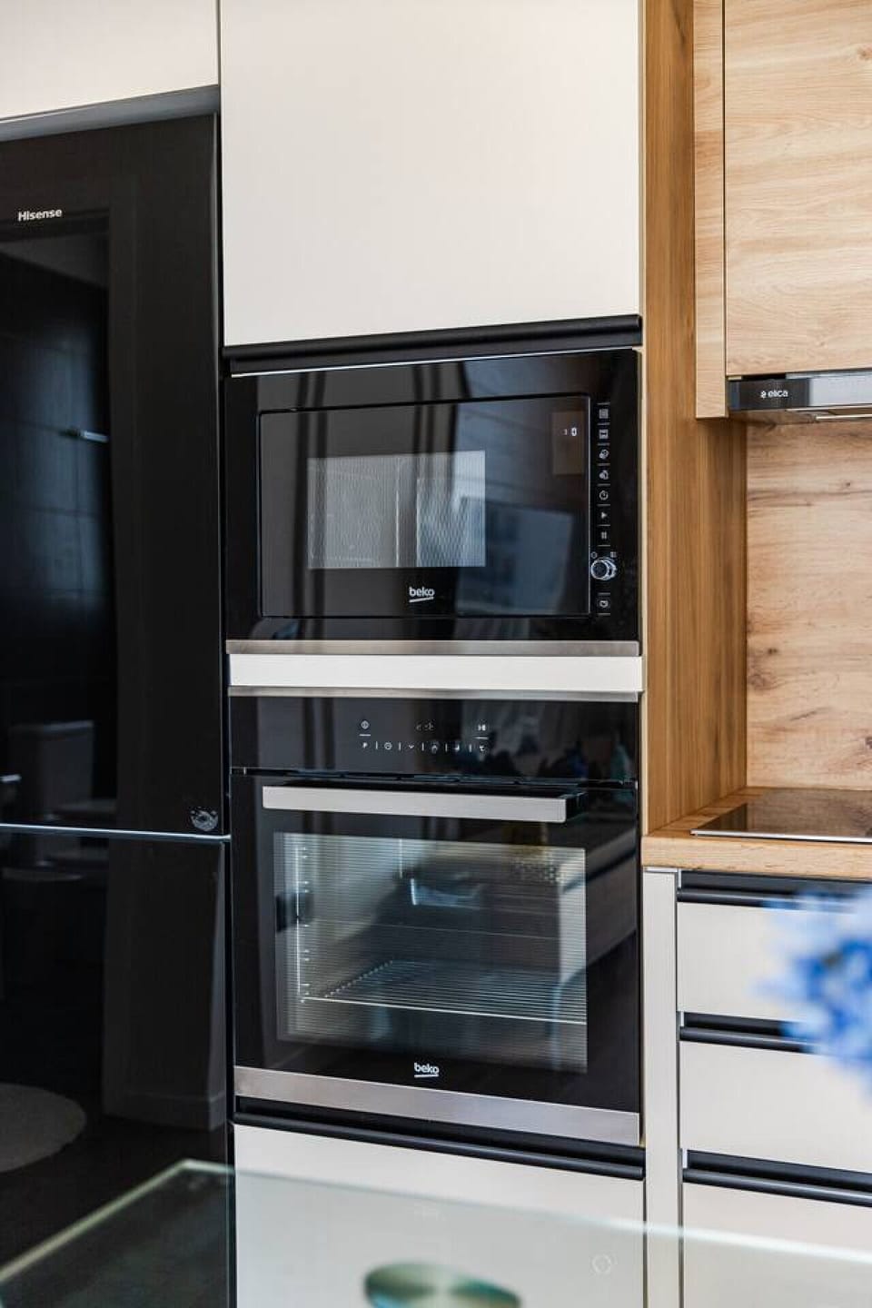 Fully-equipped kitchen details
