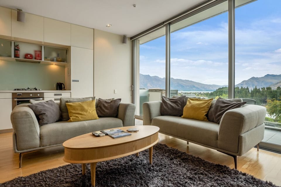 Floor to ceiling windows