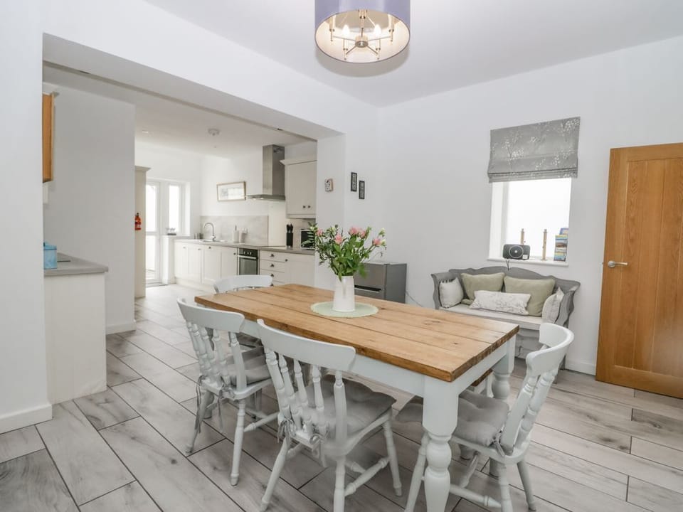 Driftwood Cottage | Roa Island | Piel Island