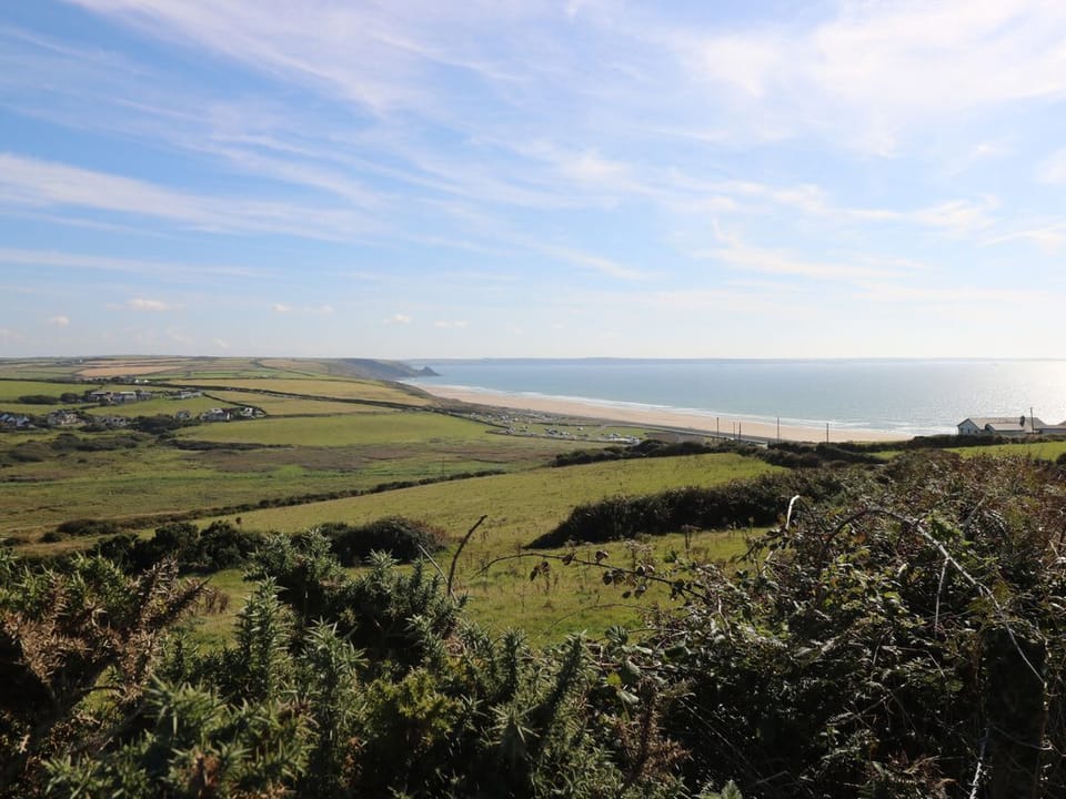 Y Twll Bollt (The Bolt Hole)
