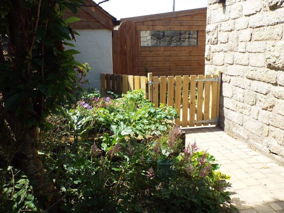 Brunnion Cottage