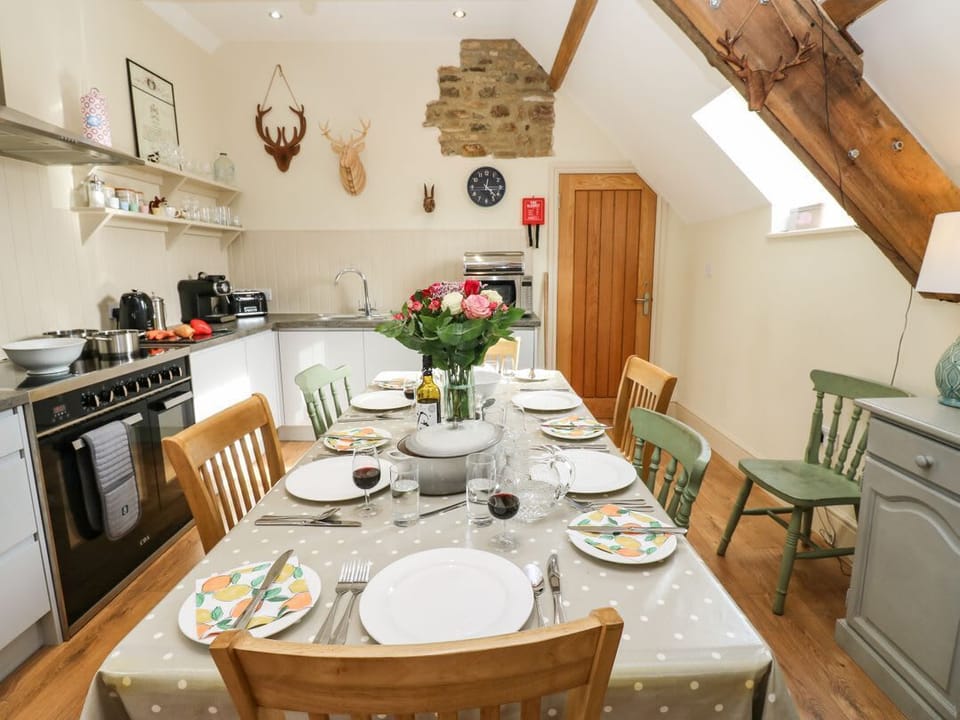 Cross Cottage