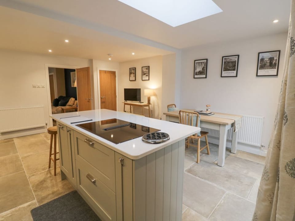 Dazie Cottage